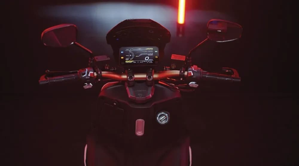 Handlebar & Instrument Panel