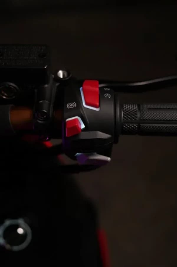 Right Handlebar Switch Controls