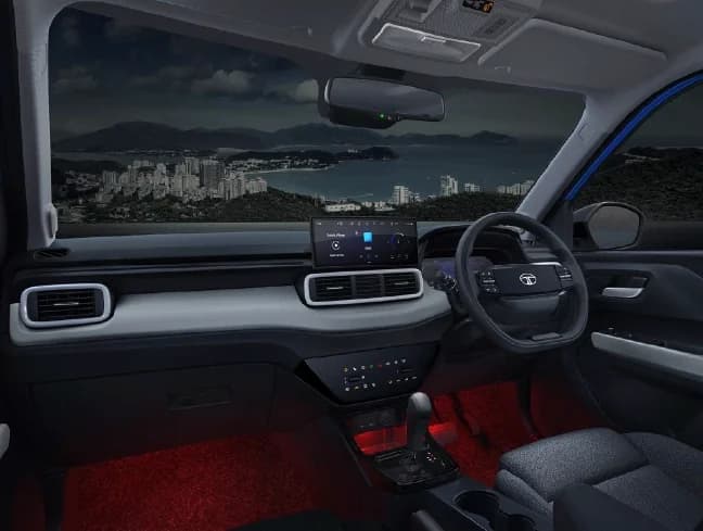 Interior Dashboard & Front Cabin View