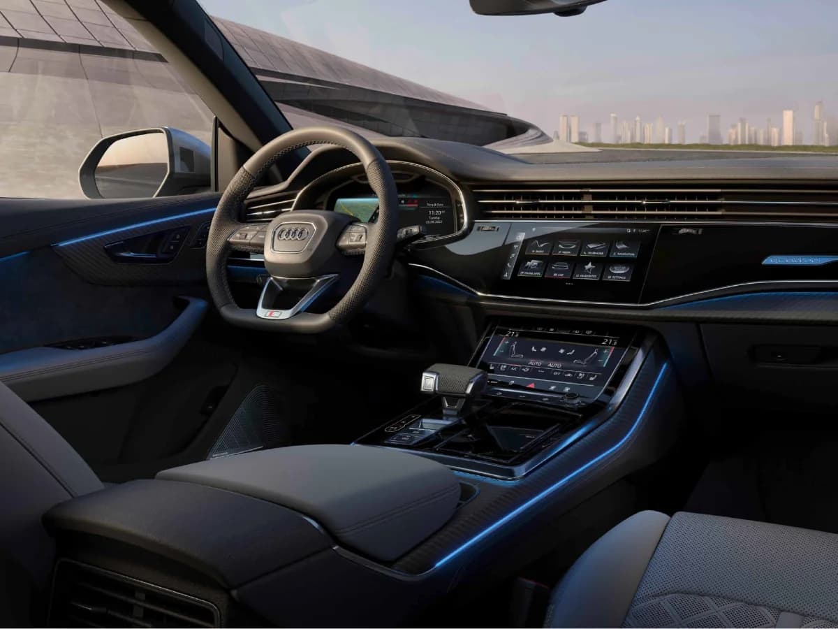 Interior Dashboard & Front Cabin View