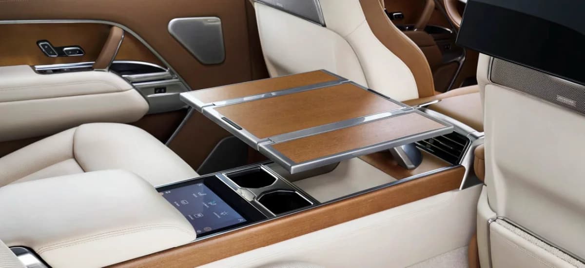 Seat Accessories / Tray Tables
