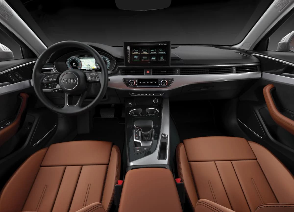 Interior Dashboard & Front Cabin View