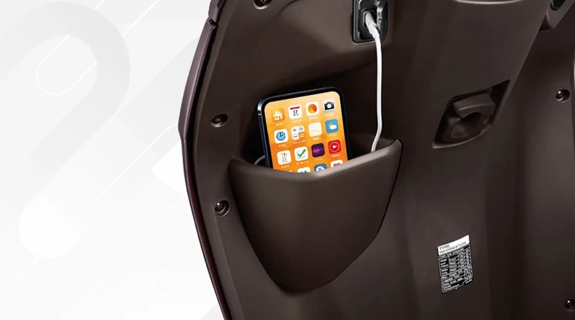 Charging Ports / Power Socket