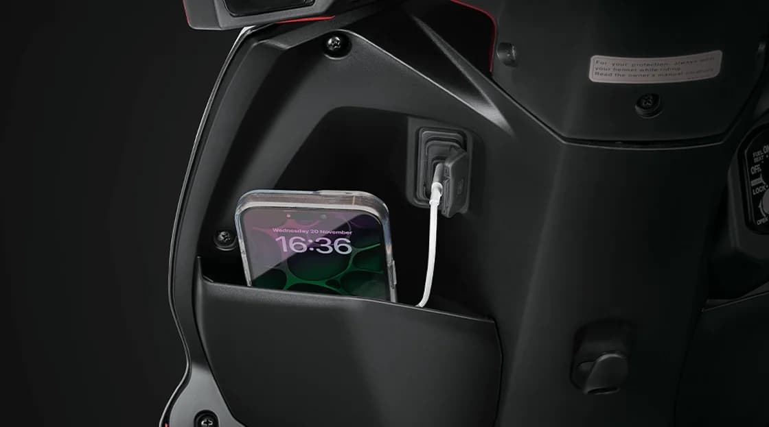 Charging Ports / Power Socket