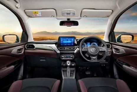 Interior Dashboard & Front Cabin View
