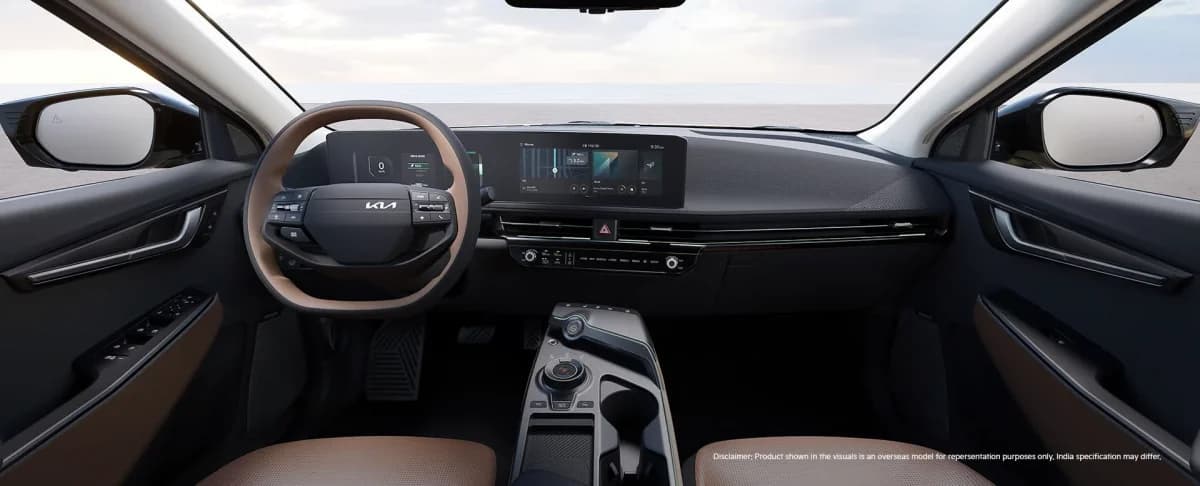 Interior Dashboard & Front Cabin View