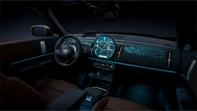 Interior Dashboard & Front Cabin View