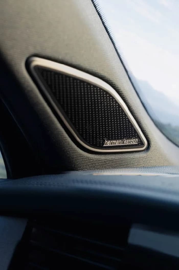 speakers
