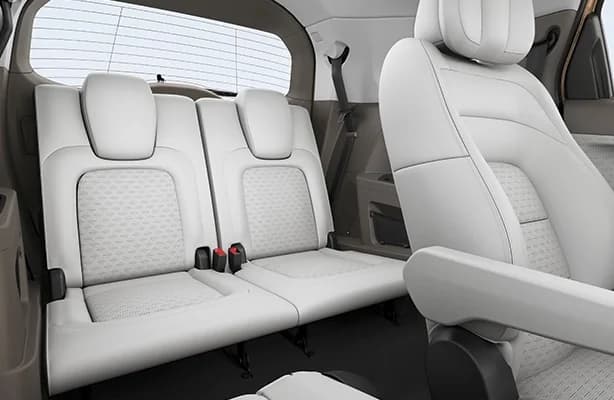 Seat Accessories / Tray Tables
