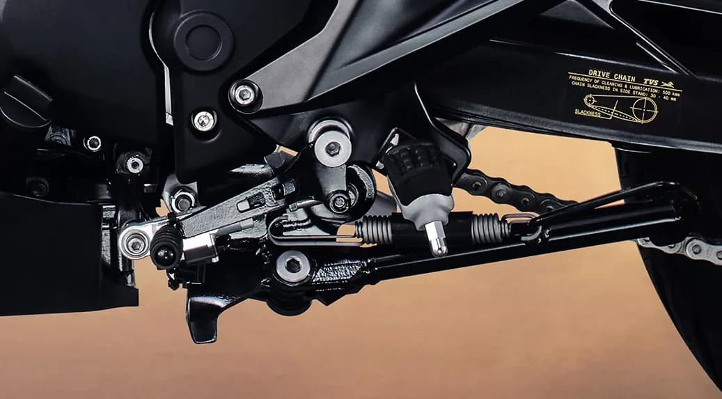 6-Speed-Gearbox-with-Quickshifte