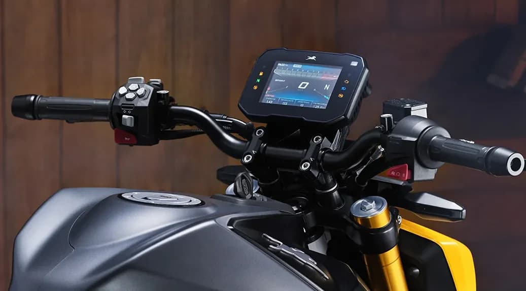 Dynamics-Sporty-steel-tapered-handlebars