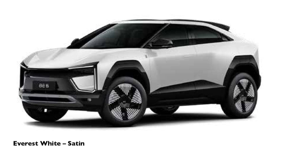 Everest White - Satin