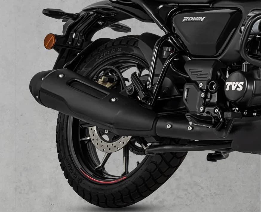 Exhaust & Rear Wheel