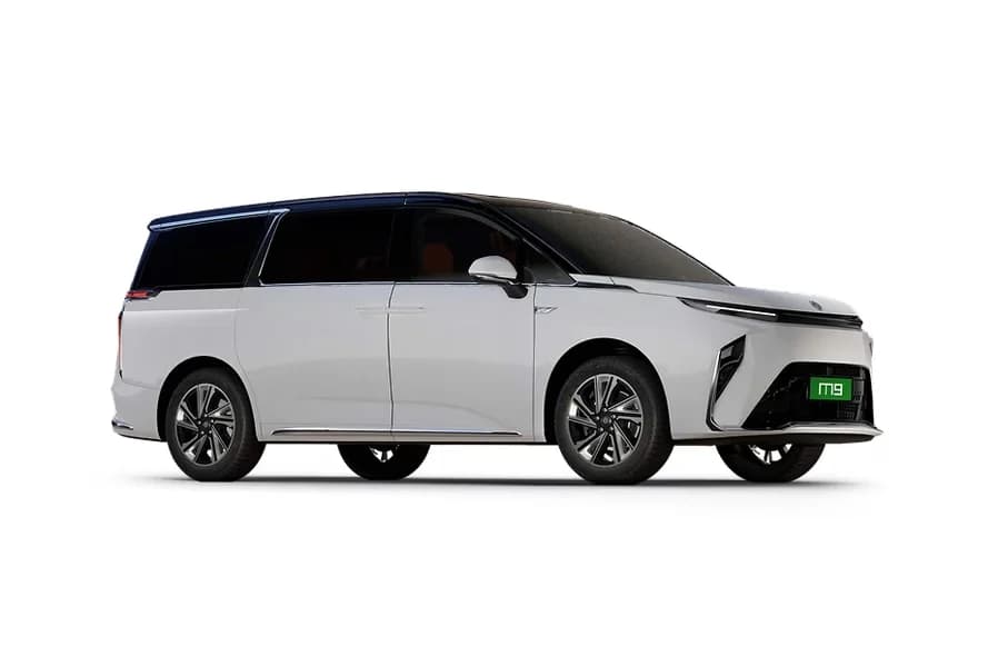 Pearl Lustre White With Black Roof