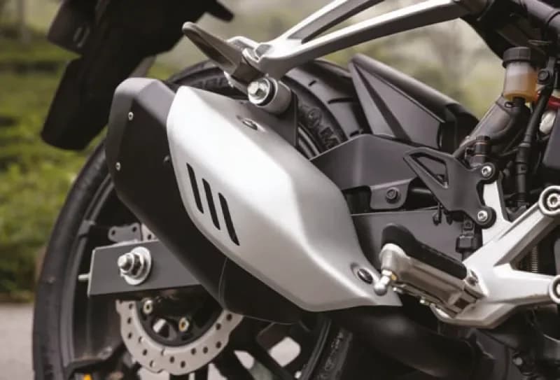 Rear Disc Brake and Exhaust