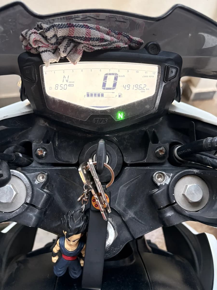 TVS Apache RTR 200 4V