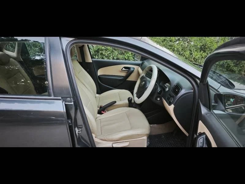 Volkswagen Ameo Comfortline 1.2p